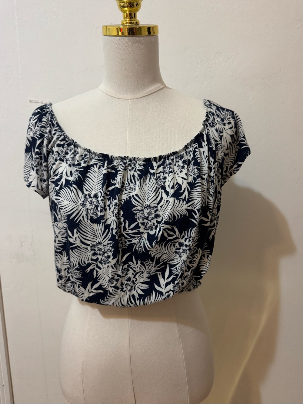 H&M Navy and White Floral Off-Shoulder Crop Top